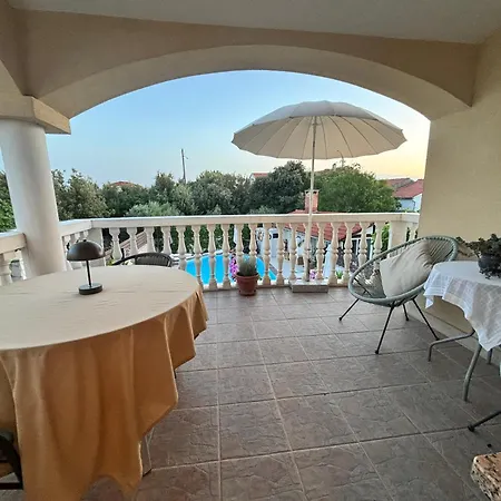 アパート Merica *